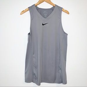 Nike Dry Fit Men’s Tank Top Medium